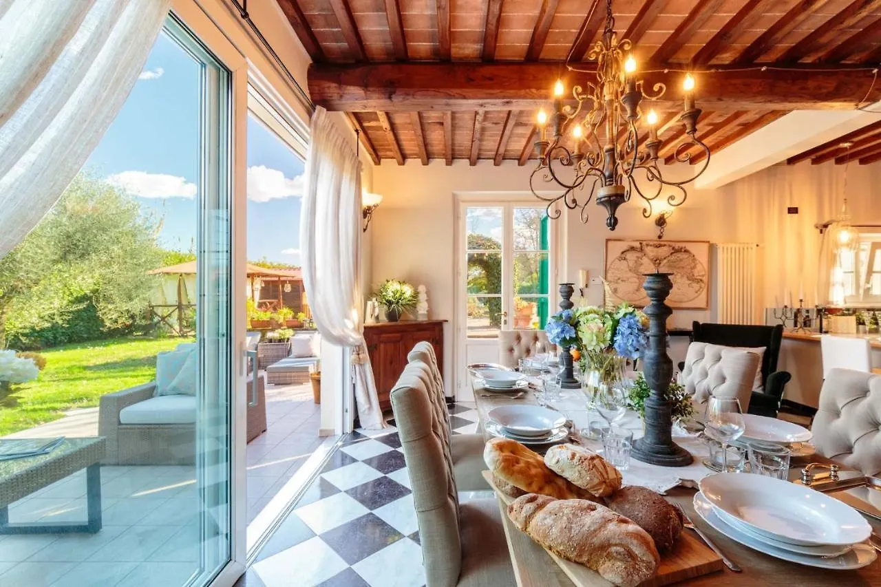 Villa Catia Farmhouse, Three Luxury Bedrooms, A Jacuzzi Pool And A Dream-Like Getaway Experience 카판노리