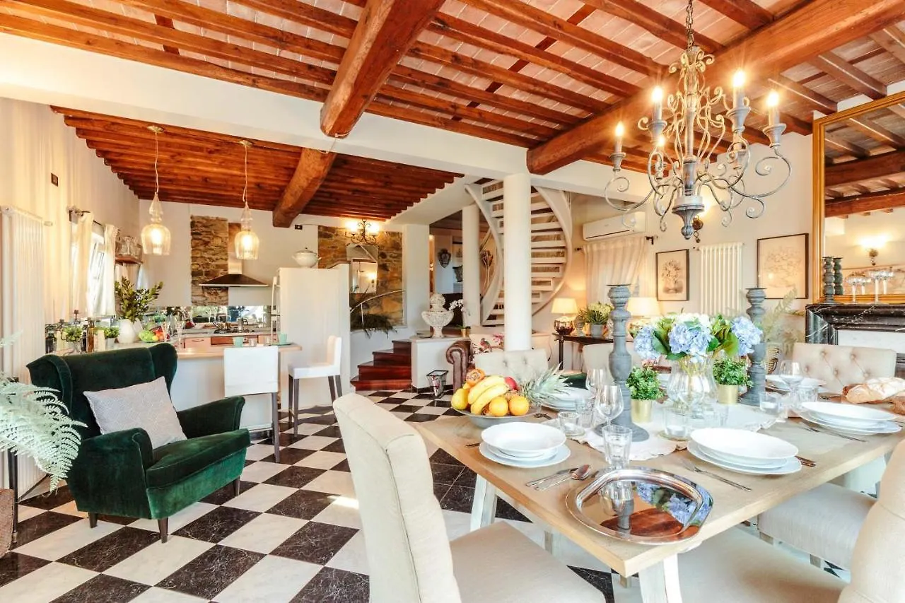 Villa Catia Farmhouse, Three Luxury Bedrooms, A Jacuzzi Pool And A Dream-Like Getaway Experience 카판노리 이탈리아