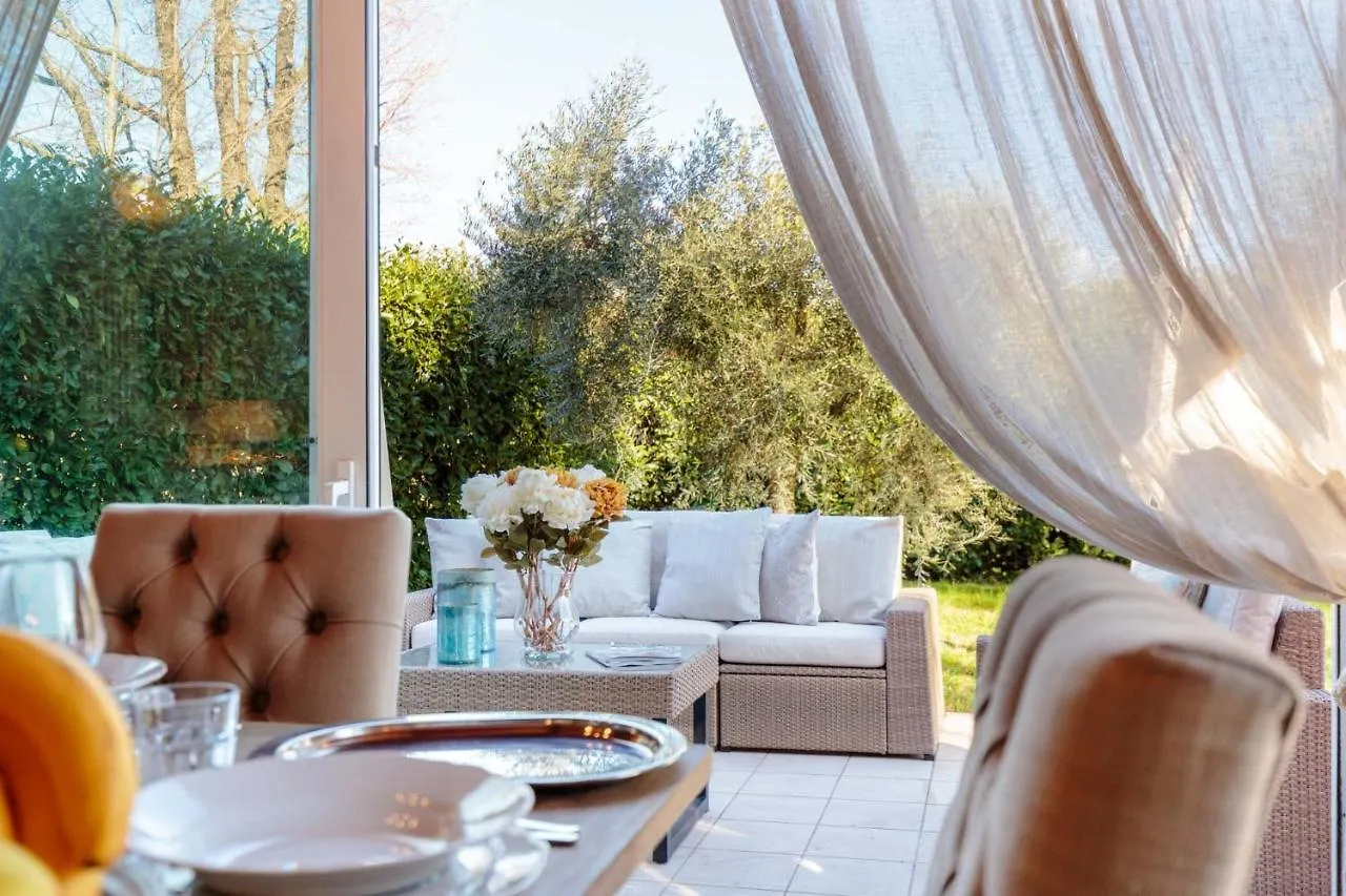 Villa Catia Farmhouse, Three Luxury Bedrooms, A Jacuzzi Pool And A Dream-Like Getaway Experience 카판노리 이탈리아