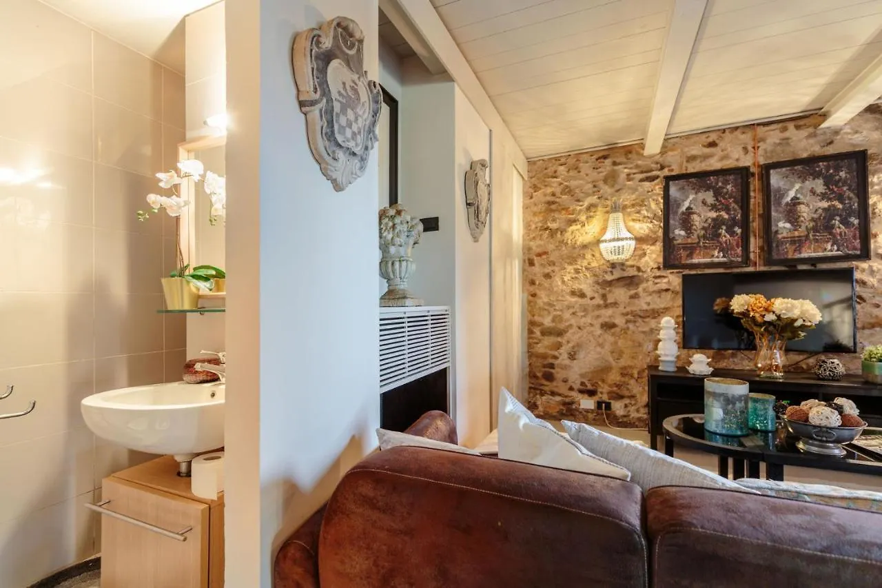Villa Catia Farmhouse, Three Luxury Bedrooms, A Jacuzzi Pool And A Dream-Like Getaway Experience 카판노리 0*,  이탈리아